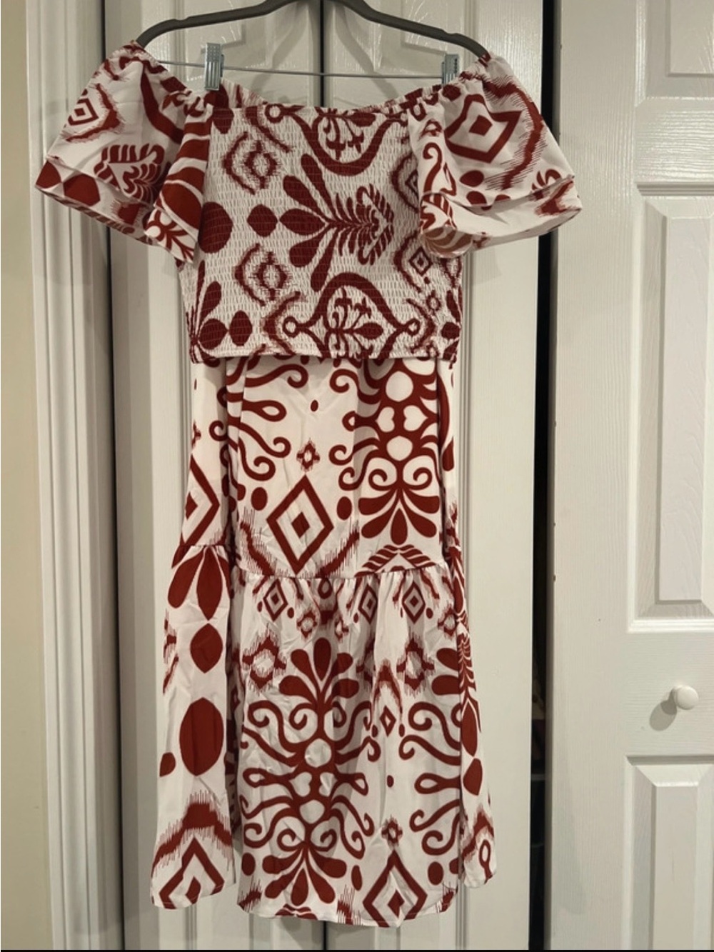 Women’s NWOT Burgundy and Cream Skirt Set